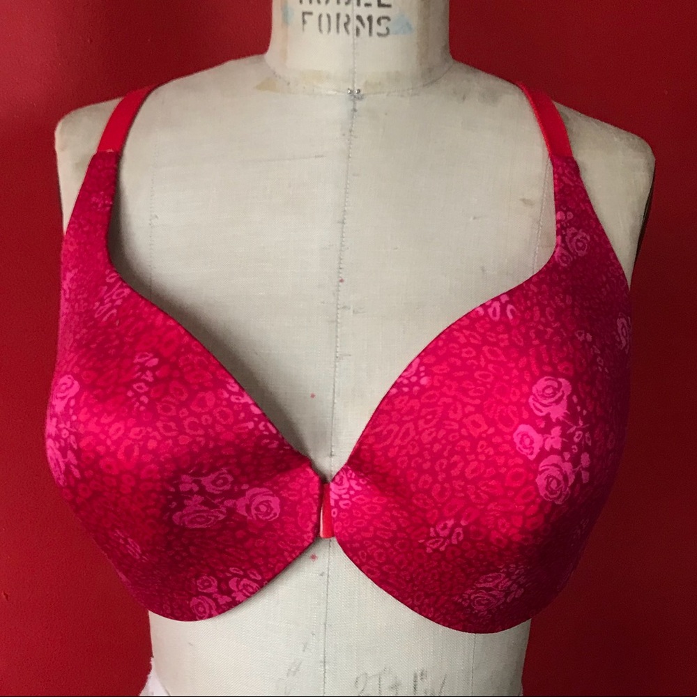 Victorias Secret front clasping bra